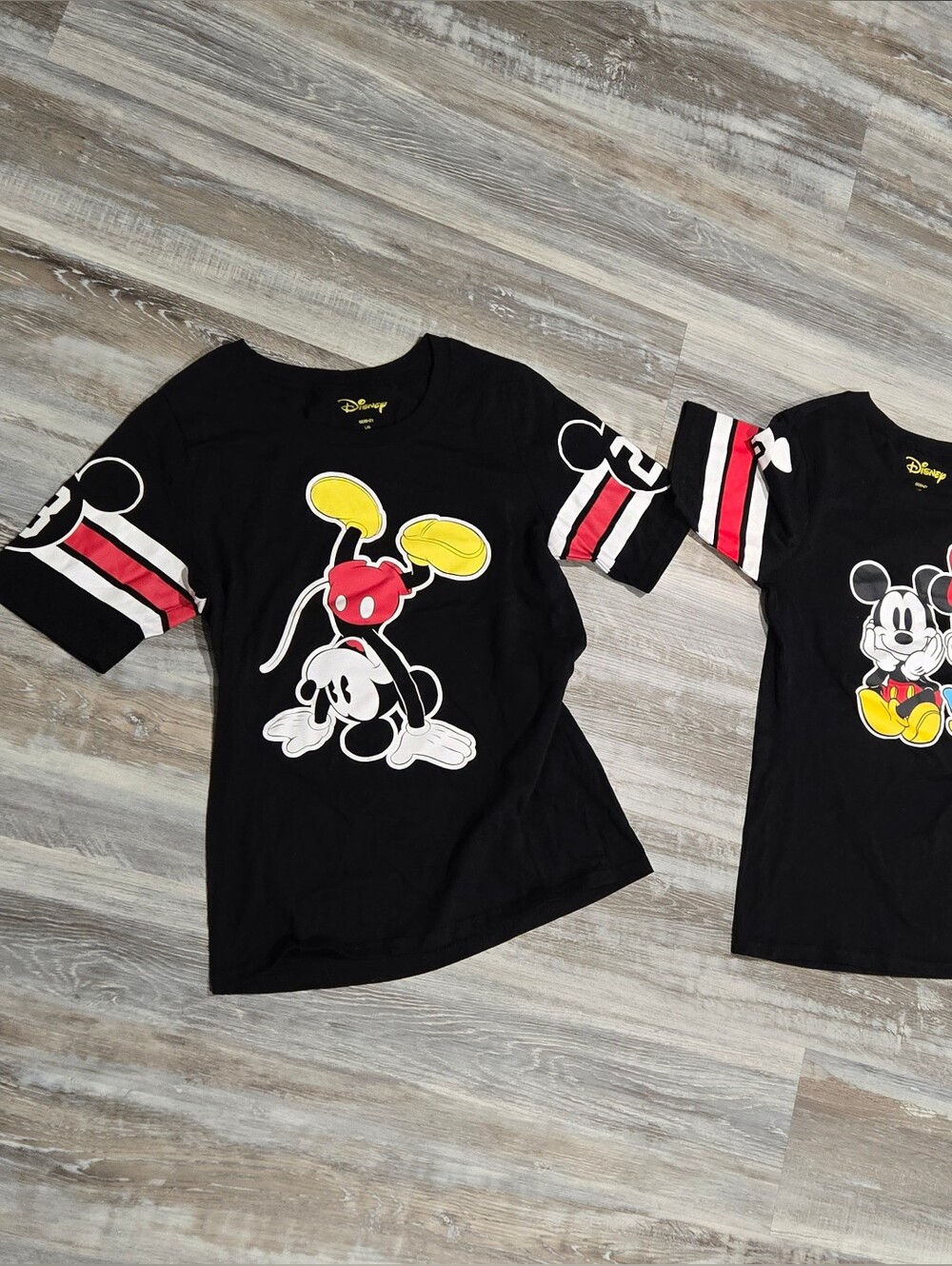 Disney Mickey Minnie graphic Tees
